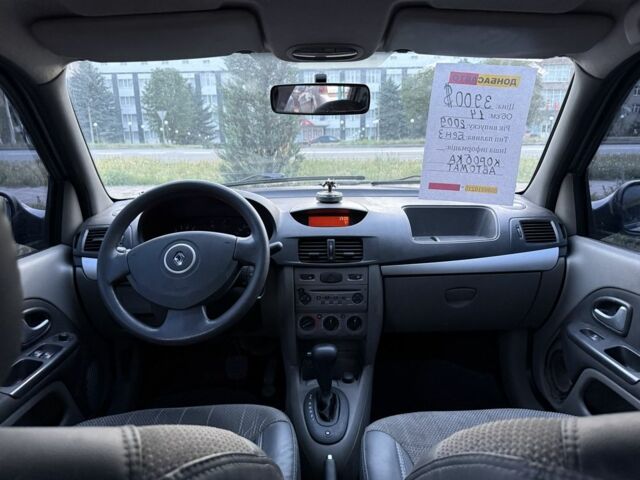 Серый Рено Clio Symbol, объемом двигателя 1.4 л и пробегом 220 тыс. км за 3750 $, фото 4 на Automoto.ua