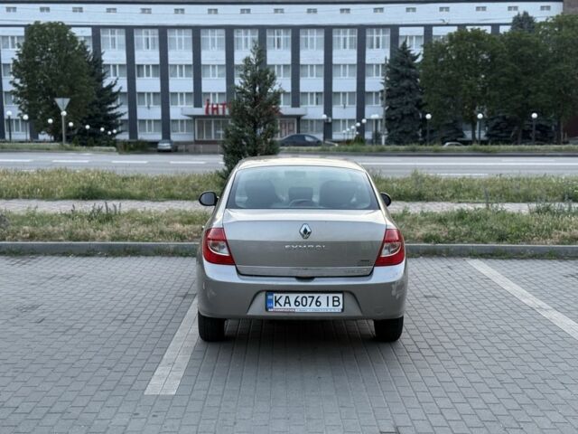 Серый Рено Clio Symbol, объемом двигателя 1.4 л и пробегом 220 тыс. км за 3750 $, фото 3 на Automoto.ua