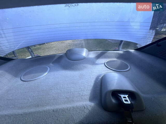 Серый Рено Clio Symbol, объемом двигателя 1.39 л и пробегом 240 тыс. км за 3500 $, фото 7 на Automoto.ua