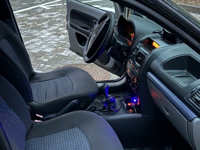 Сірий Рено Clio Symbol, об'ємом двигуна 1.4 л та пробігом 292 тис. км за 2700 $, фото 15 на Automoto.ua