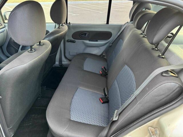 Серый Рено Clio Symbol, объемом двигателя 1.4 л и пробегом 127 тыс. км за 3499 $, фото 17 на Automoto.ua