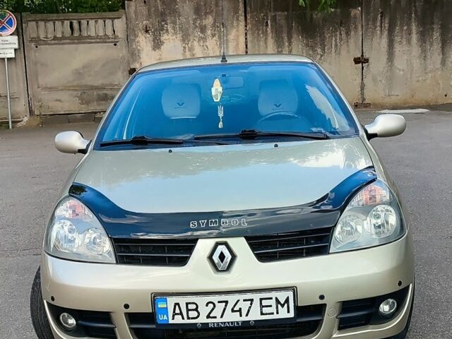 Сірий Рено Clio Symbol, об'ємом двигуна 1.4 л та пробігом 206 тис. км за 4150 $, фото 3 на Automoto.ua