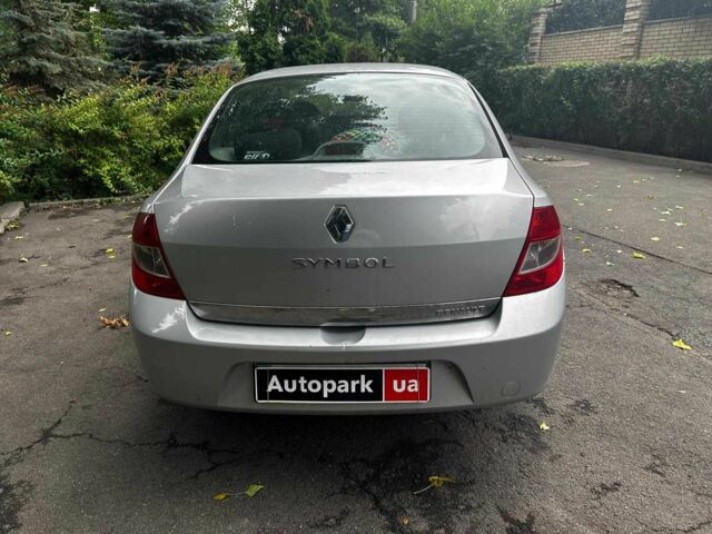 Серый Рено Clio Symbol, объемом двигателя 1.4 л и пробегом 110 тыс. км за 4790 $, фото 5 на Automoto.ua