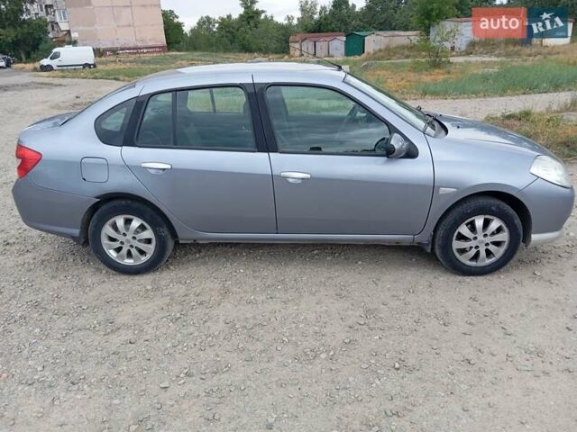 Серый Рено Clio Symbol, объемом двигателя 1.4 л и пробегом 202 тыс. км за 4999 $, фото 5 на Automoto.ua