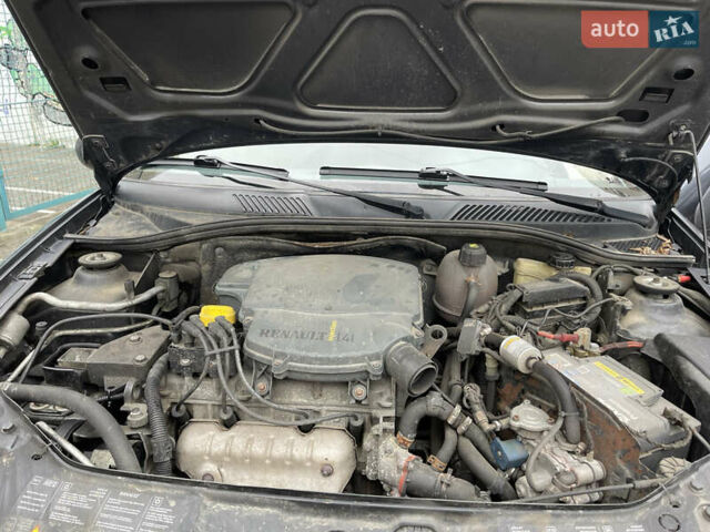 Сірий Рено Clio Symbol, об'ємом двигуна 1.4 л та пробігом 188 тис. км за 3000 $, фото 2 на Automoto.ua