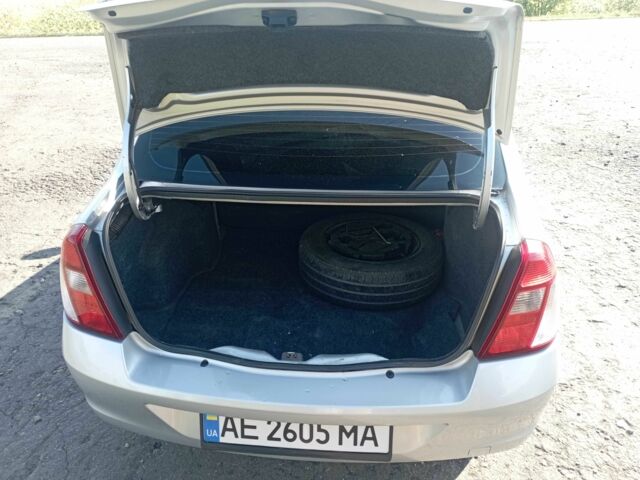 Сірий Рено Clio Symbol, об'ємом двигуна 1.4 л та пробігом 169 тис. км за 3500 $, фото 13 на Automoto.ua
