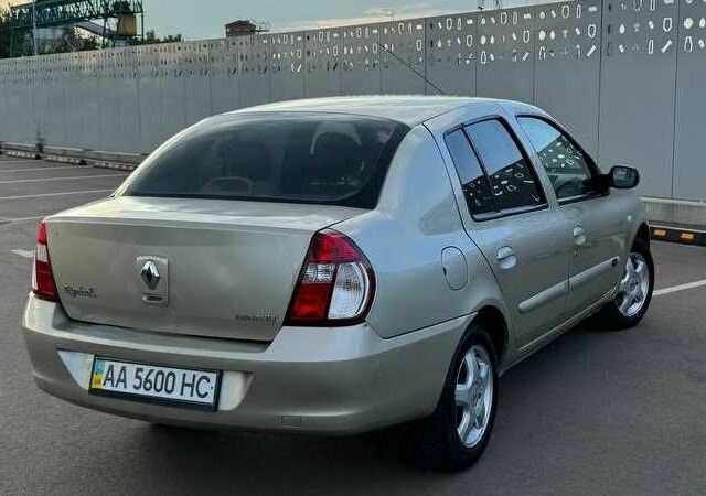 Серый Рено Clio Symbol, объемом двигателя 1.4 л и пробегом 127 тыс. км за 3499 $, фото 6 на Automoto.ua
