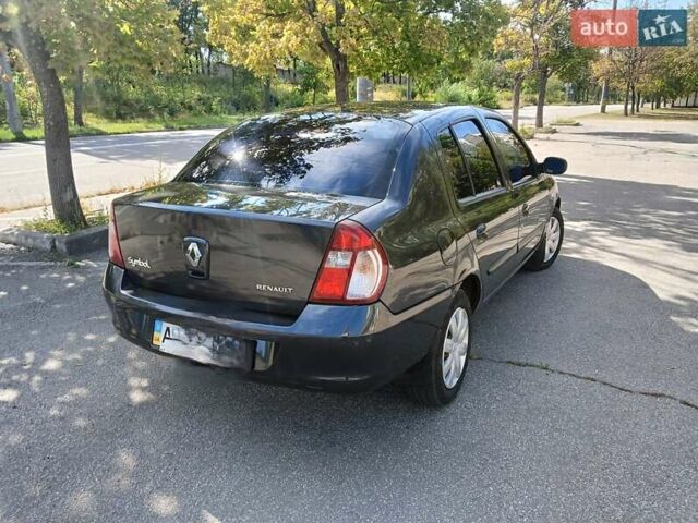 Серый Рено Clio Symbol, объемом двигателя 1.39 л и пробегом 270 тыс. км за 3800 $, фото 10 на Automoto.ua
