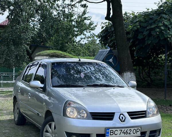 Серый Рено Clio Symbol, объемом двигателя 1.39 л и пробегом 240 тыс. км за 3500 $, фото 17 на Automoto.ua