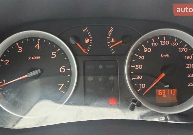 Серый Рено Clio Symbol, объемом двигателя 1.39 л и пробегом 169 тыс. км за 4718 $, фото 13 на Automoto.ua