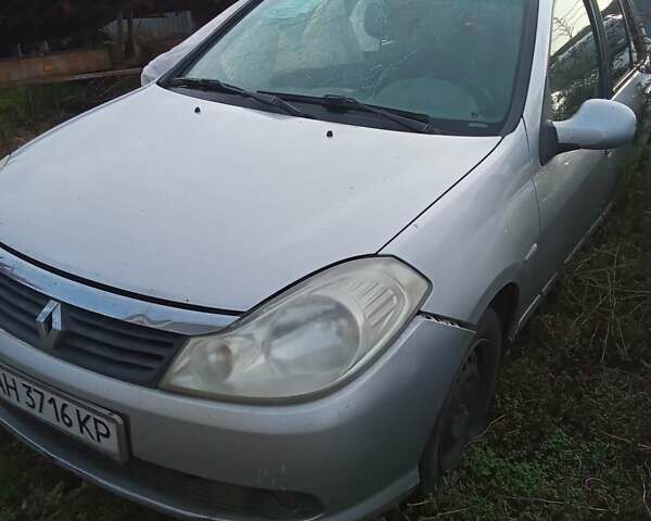 Серый Рено Clio Symbol, объемом двигателя 1.4 л и пробегом 100 тыс. км за 2500 $, фото 1 на Automoto.ua