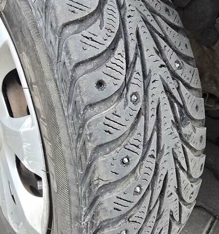 Серый Рено Clio Symbol, объемом двигателя 1.39 л и пробегом 169 тыс. км за 4718 $, фото 15 на Automoto.ua