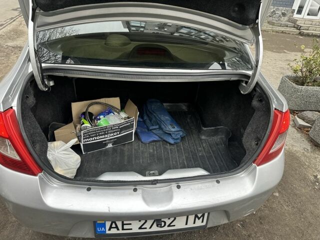 Сірий Рено Clio Symbol, об'ємом двигуна 1.4 л та пробігом 202 тис. км за 4400 $, фото 13 на Automoto.ua