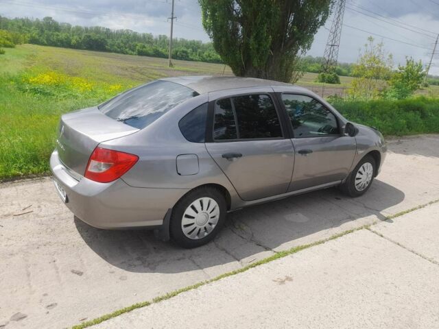 Серый Рено Clio Symbol, объемом двигателя 1.4 л и пробегом 218 тыс. км за 4550 $, фото 1 на Automoto.ua