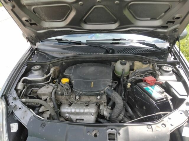 Серый Рено Clio Symbol, объемом двигателя 1.4 л и пробегом 218 тыс. км за 4550 $, фото 13 на Automoto.ua