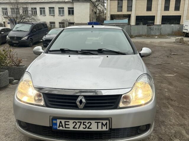 Сірий Рено Clio Symbol, об'ємом двигуна 1.4 л та пробігом 202 тис. км за 4400 $, фото 1 на Automoto.ua