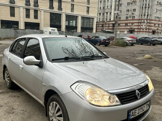 Сірий Рено Clio Symbol, об'ємом двигуна 1.4 л та пробігом 202 тис. км за 4400 $, фото 2 на Automoto.ua