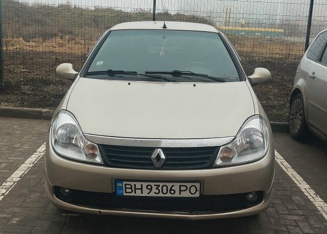 Серый Рено Clio Symbol, объемом двигателя 0 л и пробегом 180 тыс. км за 3900 $, фото 1 на Automoto.ua