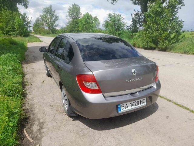 Серый Рено Clio Symbol, объемом двигателя 1.4 л и пробегом 218 тыс. км за 4550 $, фото 5 на Automoto.ua