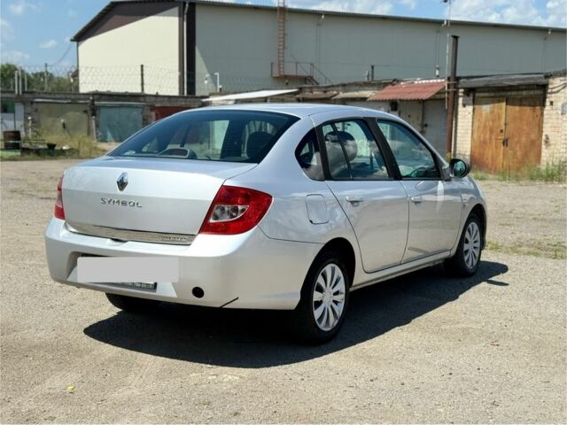 Серый Рено Clio Symbol, объемом двигателя 1.4 л и пробегом 175 тыс. км за 3800 $, фото 3 на Automoto.ua