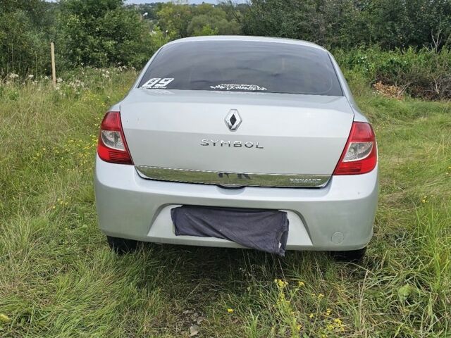 Серый Рено Clio Symbol, объемом двигателя 1.4 л и пробегом 260 тыс. км за 4800 $, фото 5 на Automoto.ua