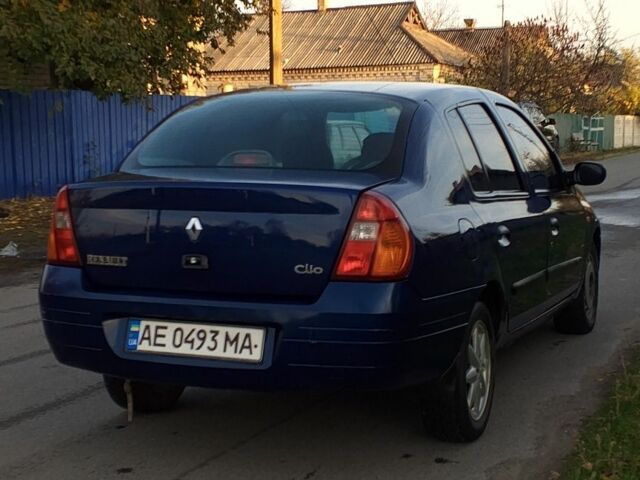 Рено Clio Symbol 2001 в Павлограде на Automoto.ua Синий Рено Clio Symbol, объемом двигателя 1.4 л и пробегом 280 тыс. км за 1838 $, фото 5 на Automoto.ua