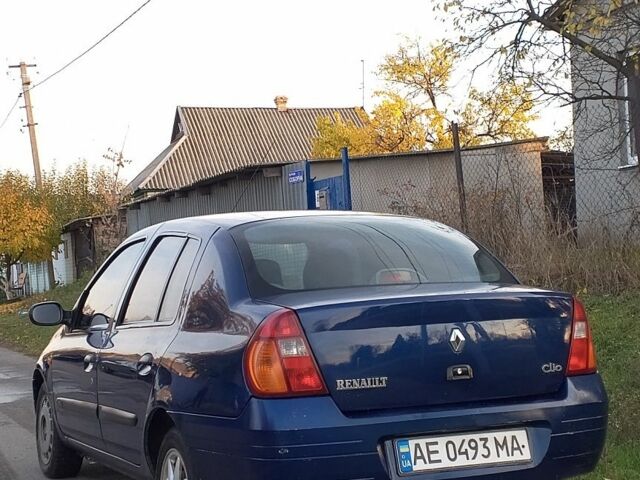 Рено Clio Symbol 2001 в Павлограде на Automoto.ua Синий Рено Clio Symbol, объемом двигателя 1.4 л и пробегом 280 тыс. км за 1838 $, фото 4 на Automoto.ua