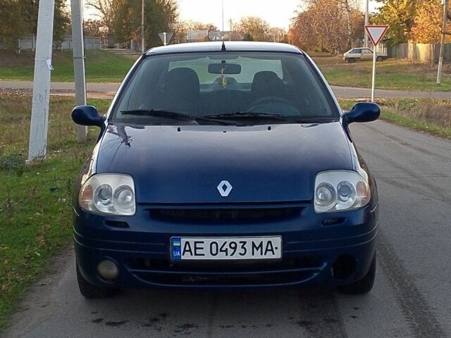 Рено Clio Symbol 2001 в Павлограде на Automoto.ua Синий Рено Clio Symbol, объемом двигателя 1.4 л и пробегом 280 тыс. км за 1838 $, фото 1 на Automoto.ua