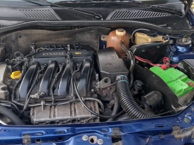 Рено Clio Symbol 2001 в Павлограде на Automoto.ua Синий Рено Clio Symbol, объемом двигателя 1.4 л и пробегом 280 тыс. км за 1838 $, фото 13 на Automoto.ua