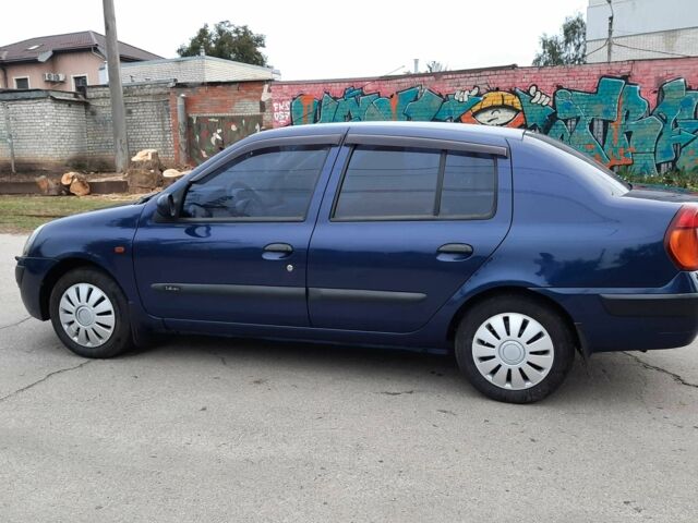 Синий Рено Clio Symbol, объемом двигателя 1.4 л и пробегом 144 тыс. км за 3350 $, фото 2 на Automoto.ua