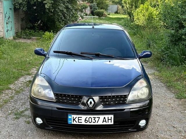 Синій Рено Clio Symbol, об'ємом двигуна 1.39 л та пробігом 370 тис. км за 2000 $, фото 10 на Automoto.ua