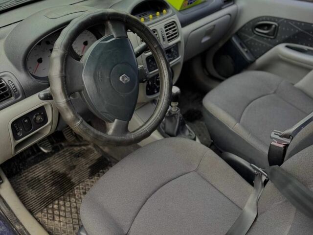 Синій Рено Clio Symbol, об'ємом двигуна 1.4 л та пробігом 300 тис. км за 3000 $, фото 1 на Automoto.ua