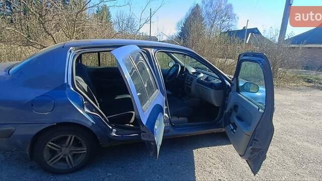 Синий Рено Clio Symbol, объемом двигателя 1.39 л и пробегом 65 тыс. км за 3000 $, фото 5 на Automoto.ua