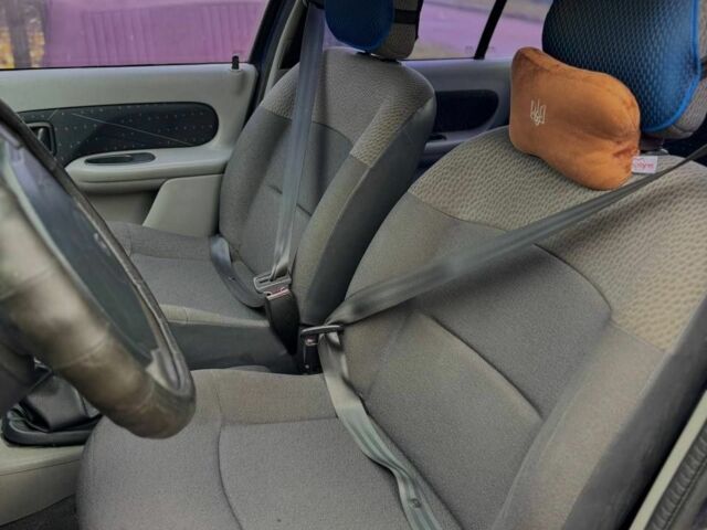 Синій Рено Clio Symbol, об'ємом двигуна 1.4 л та пробігом 300 тис. км за 3000 $, фото 15 на Automoto.ua