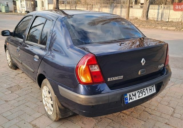 Синій Рено Clio Symbol, об'ємом двигуна 1.4 л та пробігом 325 тис. км за 3200 $, фото 9 на Automoto.ua
