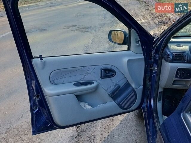 Синій Рено Clio Symbol, об'ємом двигуна 1.39 л та пробігом 443 тис. км за 2500 $, фото 11 на Automoto.ua