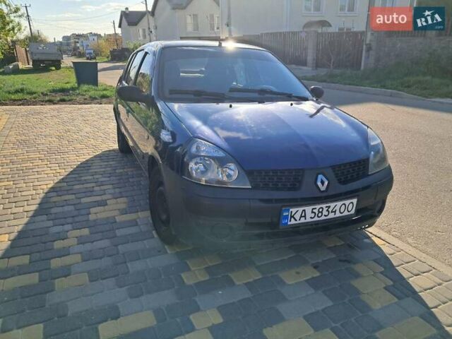Синий Рено Clio Symbol, объемом двигателя 1.39 л и пробегом 448 тыс. км за 1900 $, фото 1 на Automoto.ua