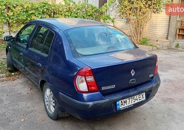 Синий Рено Clio Symbol, объемом двигателя 1.39 л и пробегом 399 тыс. км за 2500 $, фото 3 на Automoto.ua