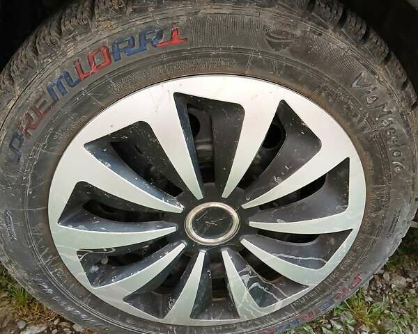 Синий Рено Clio Symbol, объемом двигателя 1.39 л и пробегом 253 тыс. км за 2950 $, фото 5 на Automoto.ua