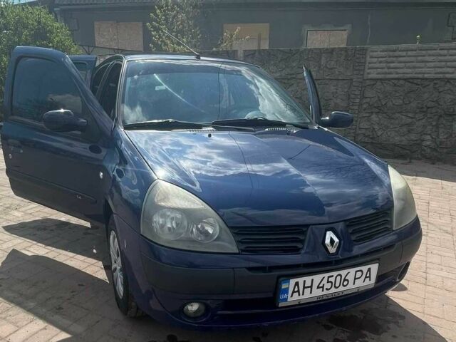 Синий Рено Clio Symbol, объемом двигателя 1.4 л и пробегом 259 тыс. км за 4200 $, фото 2 на Automoto.ua