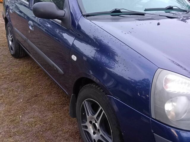 Синий Рено Clio Symbol, объемом двигателя 1.4 л и пробегом 255 тыс. км за 3350 $, фото 2 на Automoto.ua