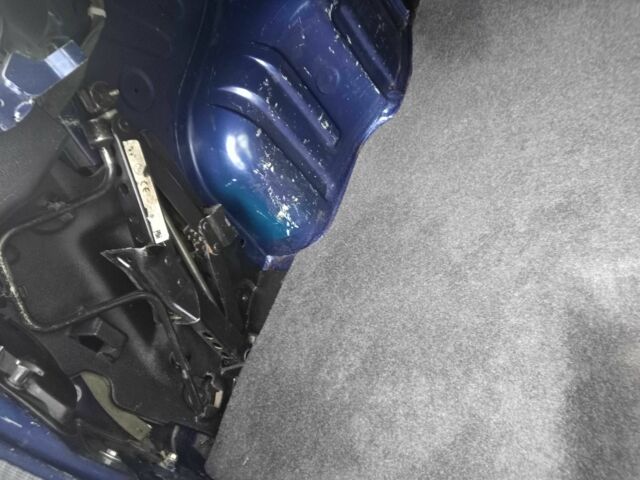 Синий Рено Clio Symbol, объемом двигателя 1.4 л и пробегом 255 тыс. км за 3350 $, фото 11 на Automoto.ua