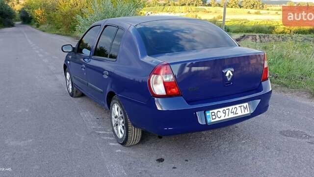 Синий Рено Clio Symbol, объемом двигателя 1.4 л и пробегом 170 тыс. км за 2800 $, фото 5 на Automoto.ua