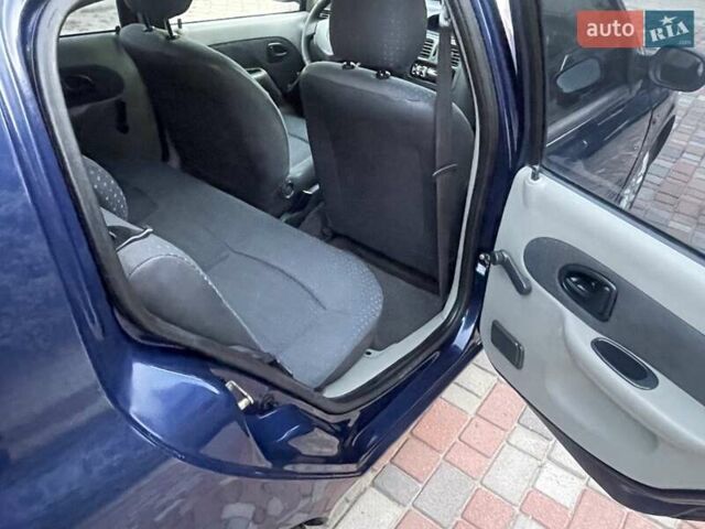 Синий Рено Clio Symbol, объемом двигателя 1.4 л и пробегом 186 тыс. км за 3499 $, фото 16 на Automoto.ua