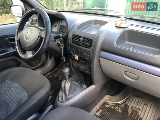 Синий Рено Clio Symbol, объемом двигателя 1.39 л и пробегом 184 тыс. км за 2599 $, фото 7 на Automoto.ua