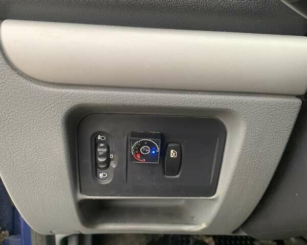 Синій Рено Clio Symbol, об'ємом двигуна 1.4 л та пробігом 3 тис. км за 3500 $, фото 6 на Automoto.ua