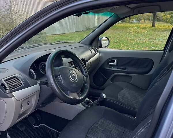 Рено Clio Symbol 2008 у Кременчуге на Automoto.ua Синій Рено Clio Symbol, об'ємом двигуна 1.4 л та пробігом 183 тис. км за 3900 $, фото 11 на Automoto.ua