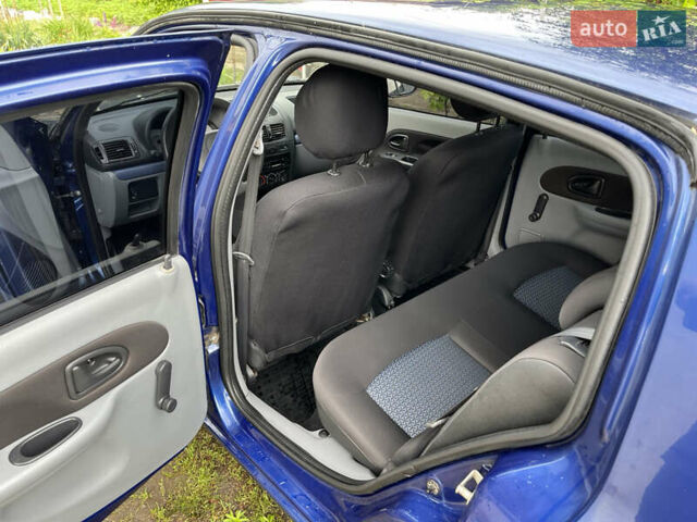 Синий Рено Clio Symbol, объемом двигателя 1.4 л и пробегом 229 тыс. км за 4200 $, фото 10 на Automoto.ua