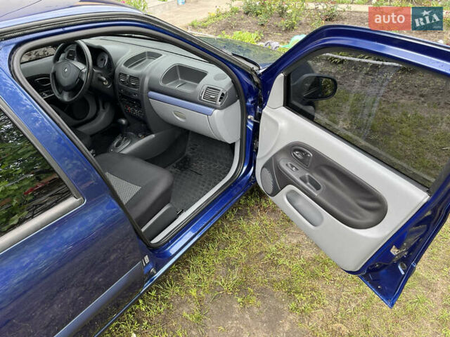 Синий Рено Clio Symbol, объемом двигателя 1.4 л и пробегом 229 тыс. км за 4200 $, фото 12 на Automoto.ua