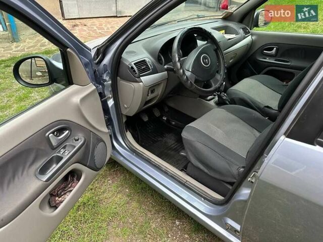 Синий Рено Clio Symbol, объемом двигателя 1.4 л и пробегом 130 тыс. км за 4300 $, фото 1 на Automoto.ua